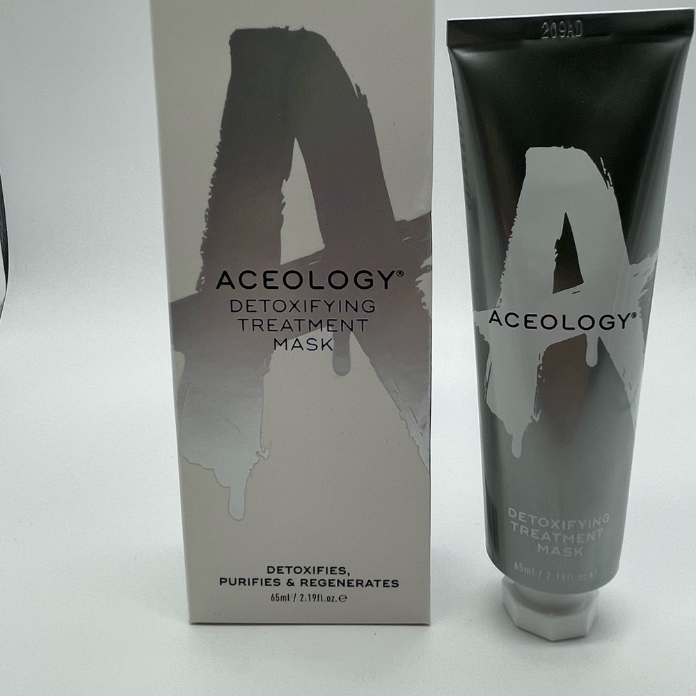Aceology detoxifying treatment mask is a supercharged retreat for congested skin